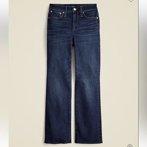 NWT! J.Crew Petite curvy cropped kickout jean in 2003 super-stretch. 26 Petite